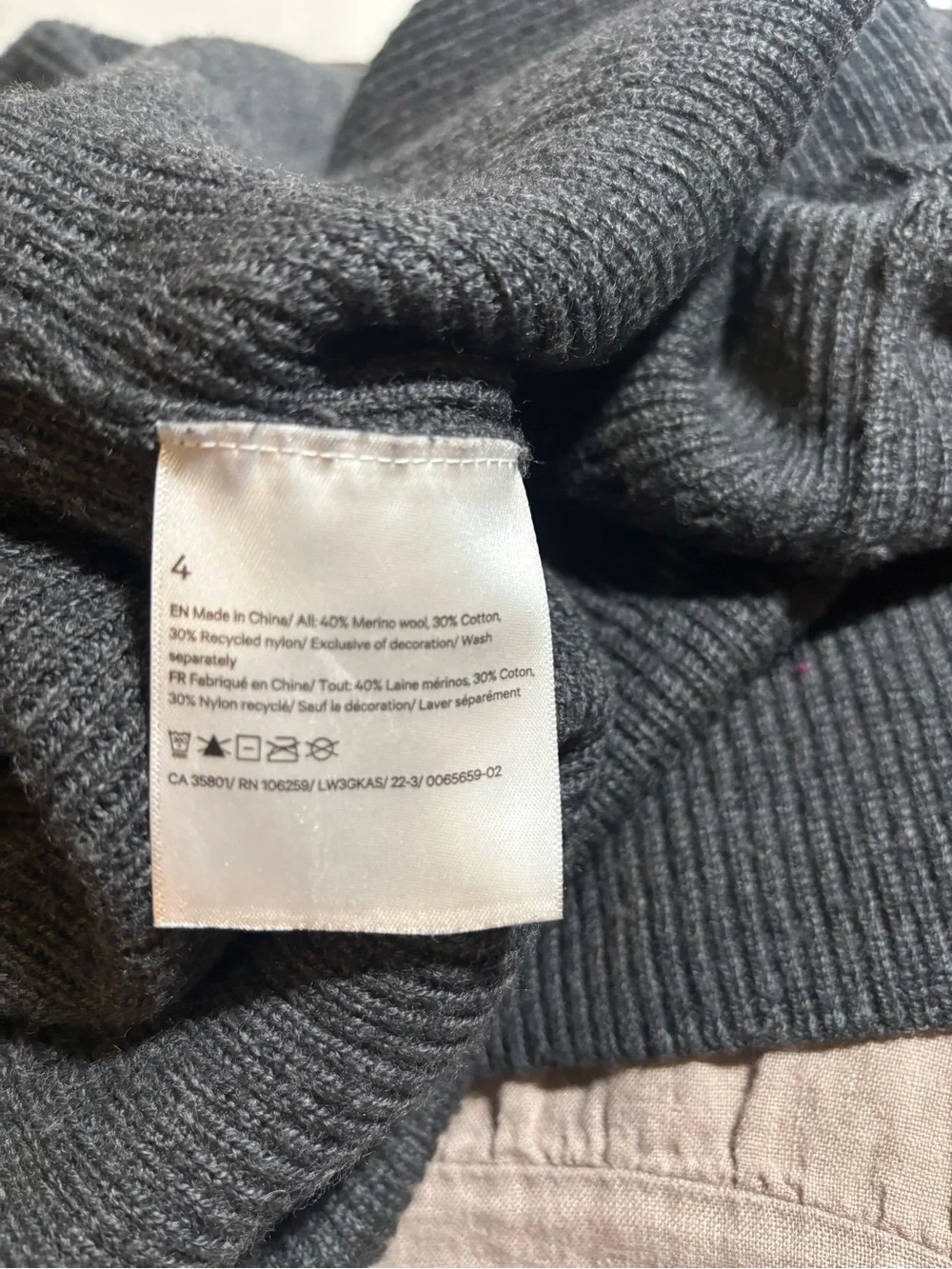 Lululemon Merino Wool Blend Ribbed Crewneck Sweater Woman Size 4 Gorpcore